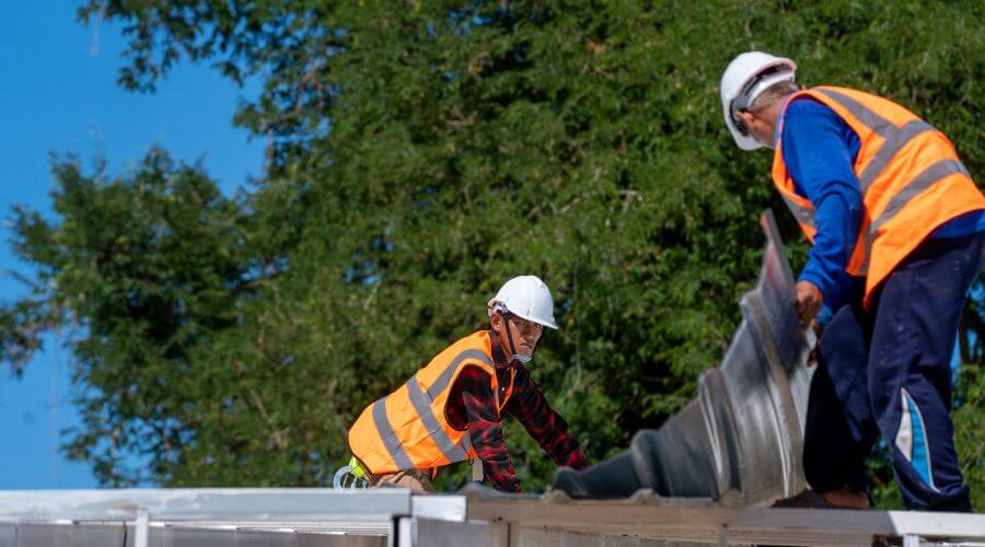 Expert top industrial roofings services in Bypro, KY